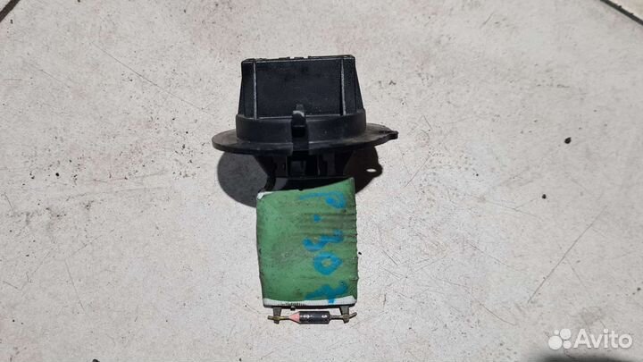 Резистор печки отопителя Peugeot 307 Citroen C3