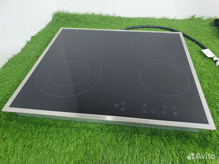 Новая. Электрическая варочная поверхность