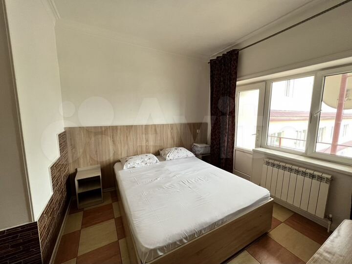 Комната 25 м², 1/4 эт.