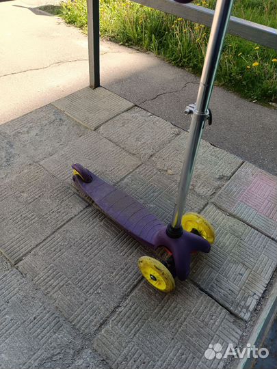 Самокат детский трехколесный