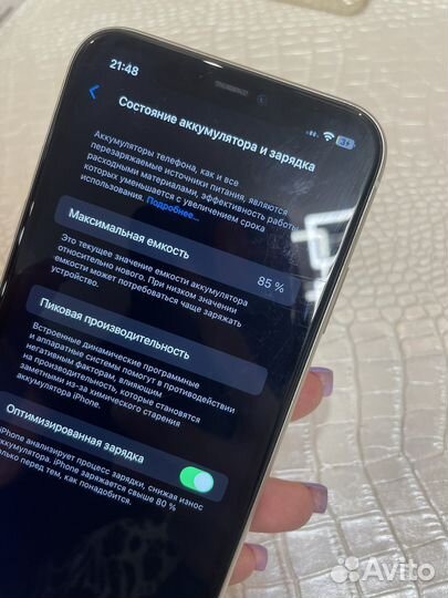 iPhone 11, 64 ГБ