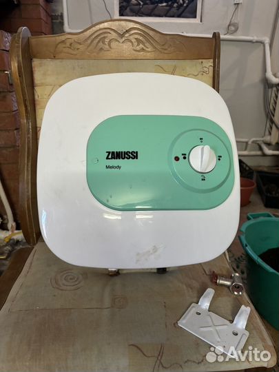 Водонагреватель занусси