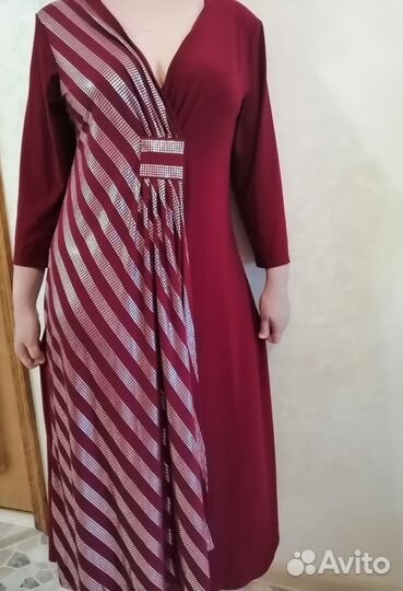Нарядное платье женское 54