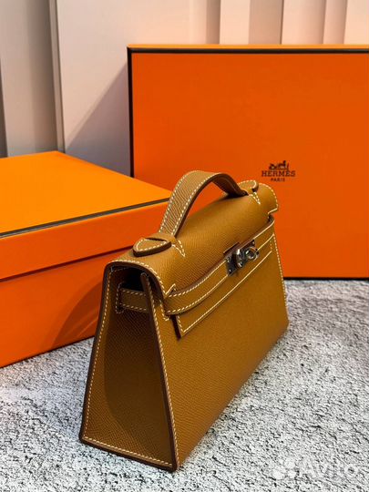 Сумка Hermes Kelly Pochette 22