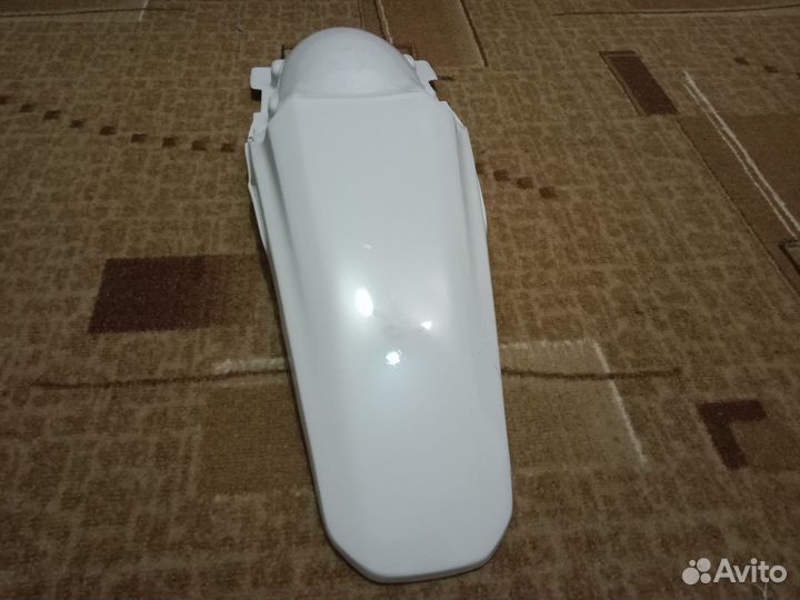 Крыло заднее белое Хонда CRF 250 R 2006 - 2009