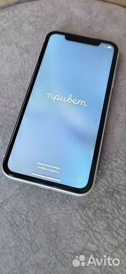 Телефон iPhone XR whaite