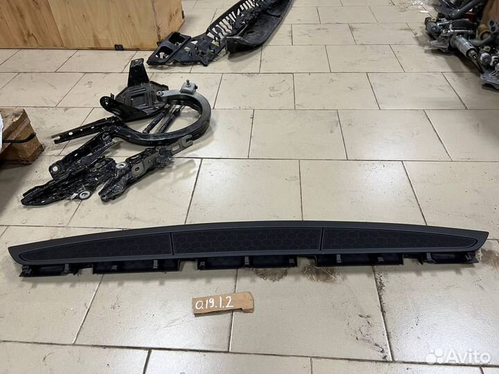 Вентиляционная решетка Bmw G11