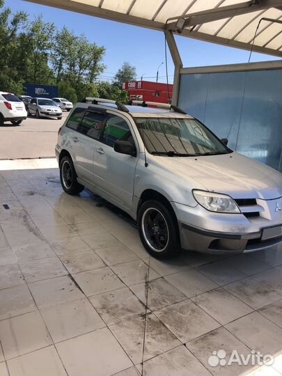 Mitsubishi Outlander 2.4 AT, 2003, 204 000 км