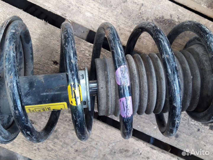 Стойка левая Швроле Авео т250