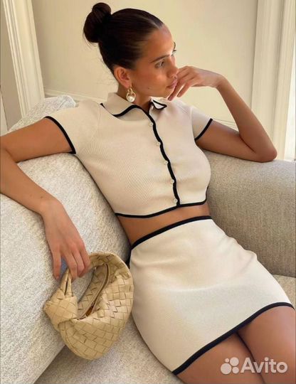 Вязаный костюм женский