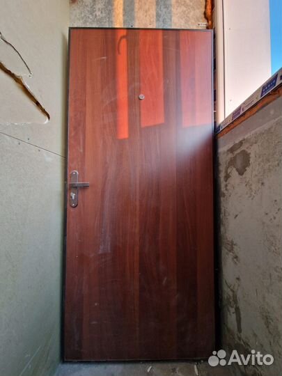 Дверь входная