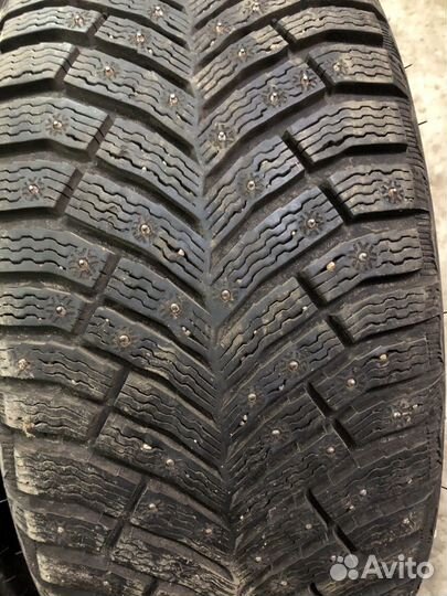 Michelin X-Ice North 4 245/50 R18 104T