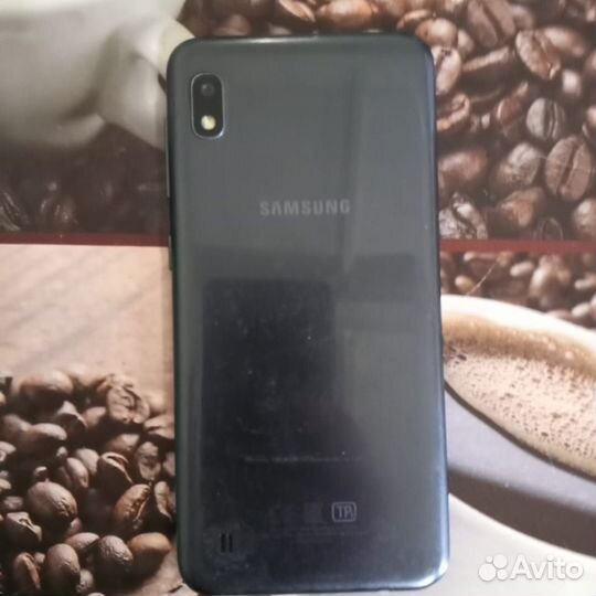 Samsung Galaxy A10, 2/32 ГБ