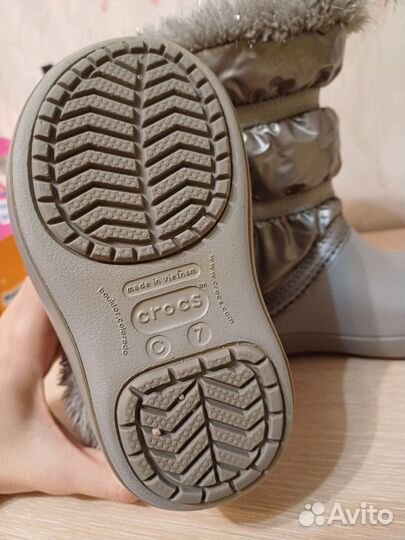 Сапоги для девочки Crocs