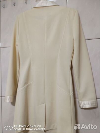 Нарядный костюм женский 44