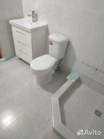 Кафельшик плиточник
