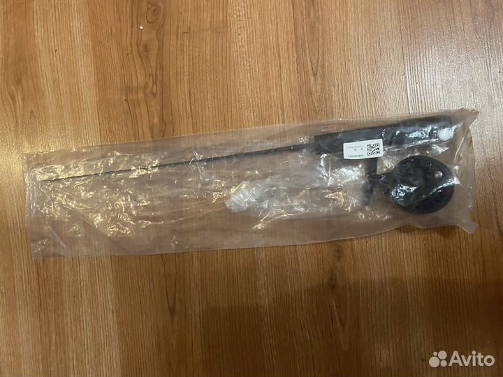 Ледяная зимняя удочка с катушкой