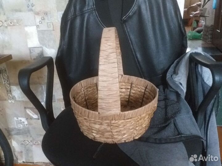 Корзина плетеная для подарков