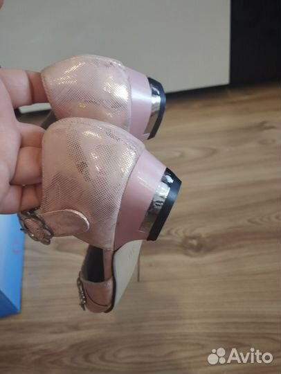 Туфли для девочки