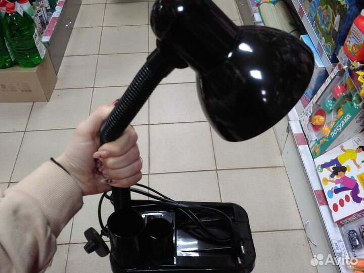 Лампа настольная