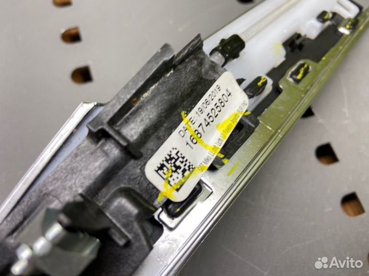 Накладка консоли Bmw X7 G07 N57D30 2019