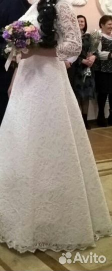 Свадебное платье