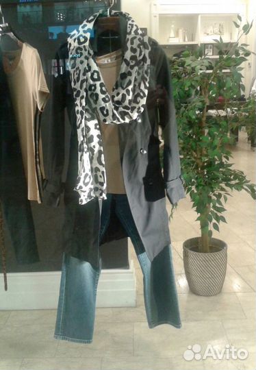 Фирменный женский лондонский плащ ниже колена