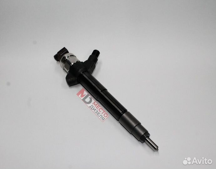 Форсунка топливная Denso 1465A054