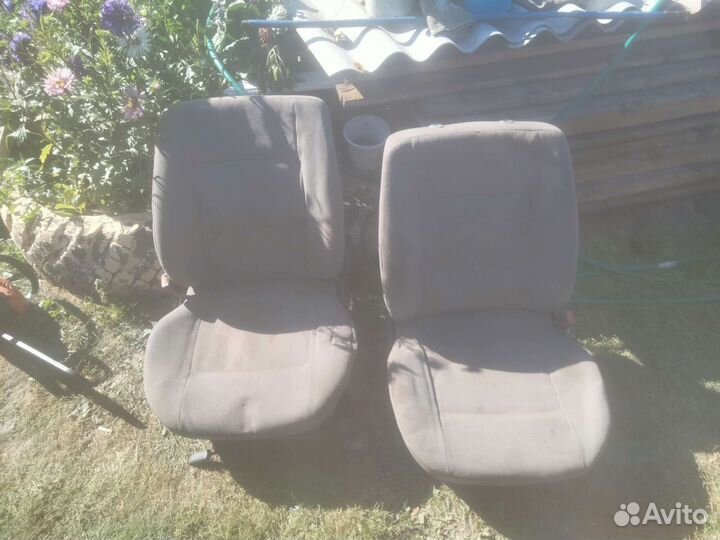 Сиденья ауди 80