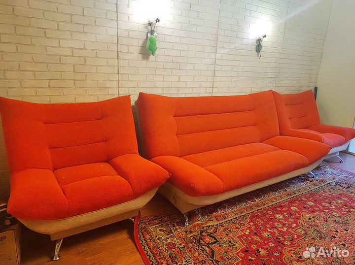 Продам диван и 2 кресла