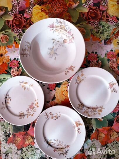 Тарелки суповая и 3 десертные Кузнецовский фарфор