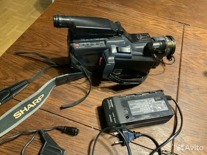 Видеокамера sharp