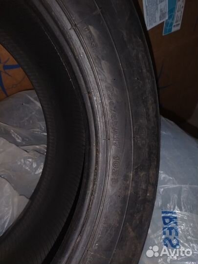 Bridgestone Ice Cruiser 7000S 225/65 R17 102T