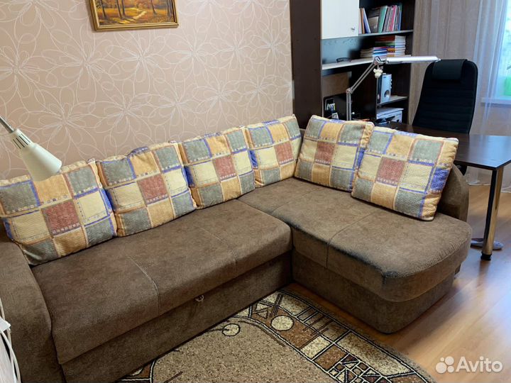 Угловой диван бу