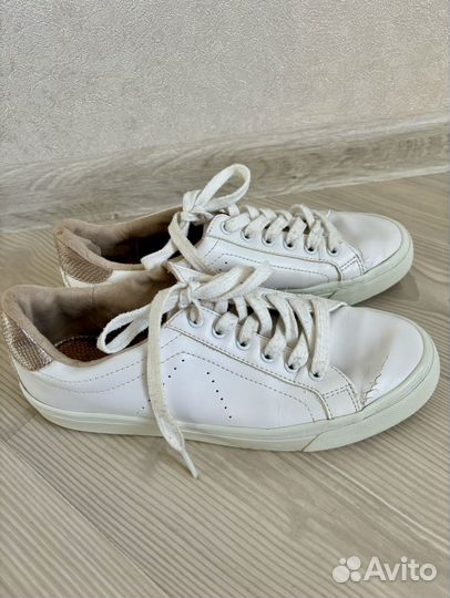 Кеды женские белые Stradivarius 37, Bershka 36