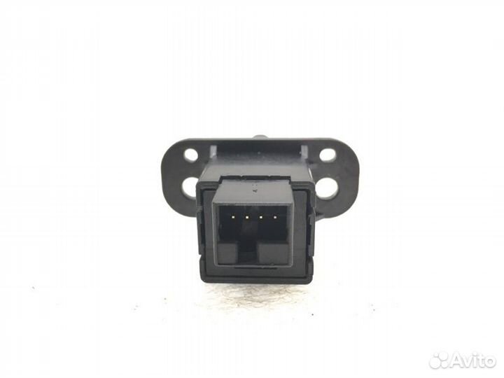 Кнопка аварийной сигнализации Chevrolet Cruze