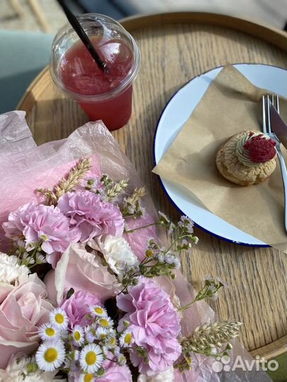 Букет Романтика (розы и цветная гвоздика)