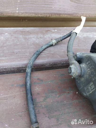 Суппорта тормозные передние Pajero io