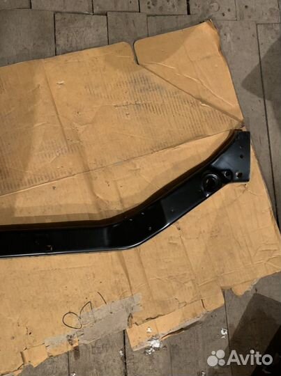 Mitsubishi L200 (15-19) передняя поперечина