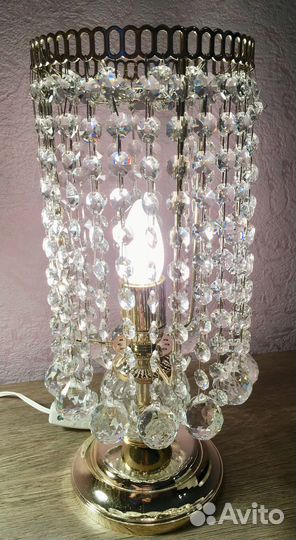 Светильник хрустальный настольный