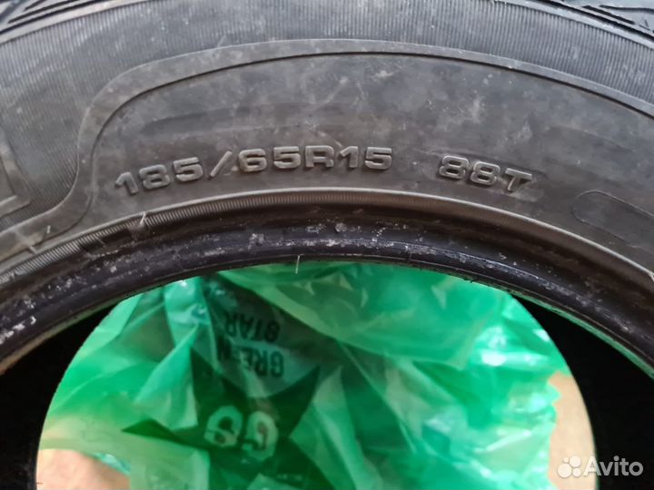 Sava Eskimo Stud 185/65 R15 88T