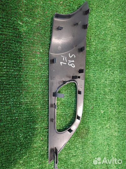 Накладка двери Peugeot 407 (6E) 2005