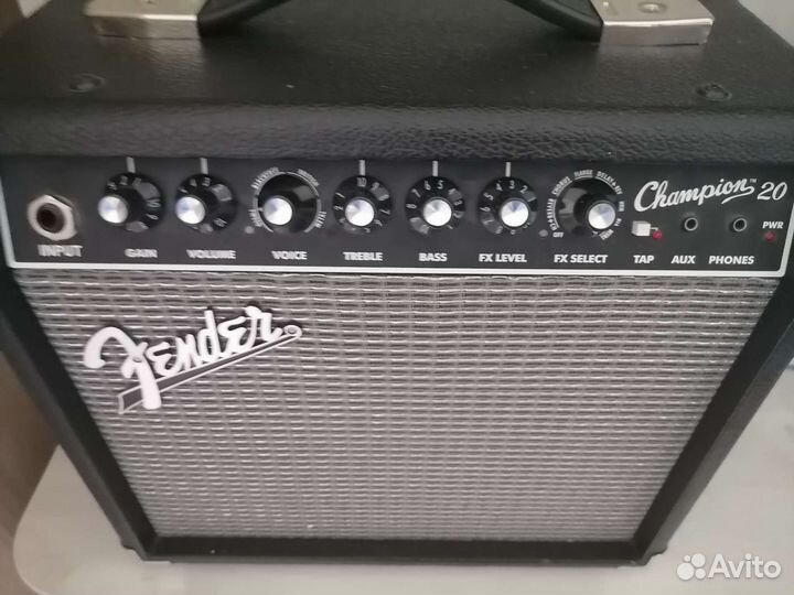 Комбоусилитель Fender Champion 20v