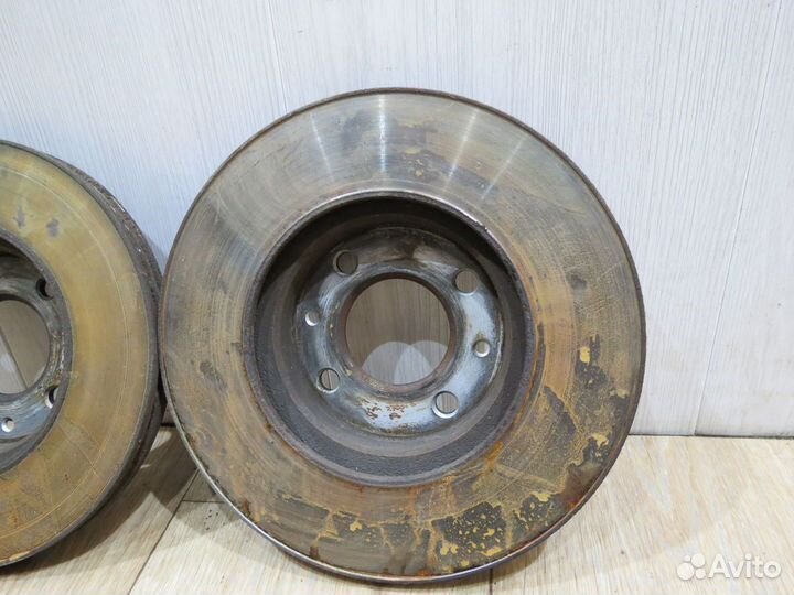 Диск тормозной передний Kia Rio 3