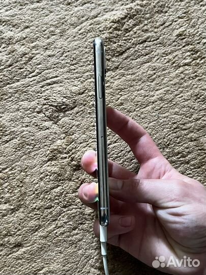 iPhone X, 64 ГБ