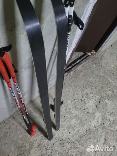 Детские беговые лыжи с креплением nnn и палки