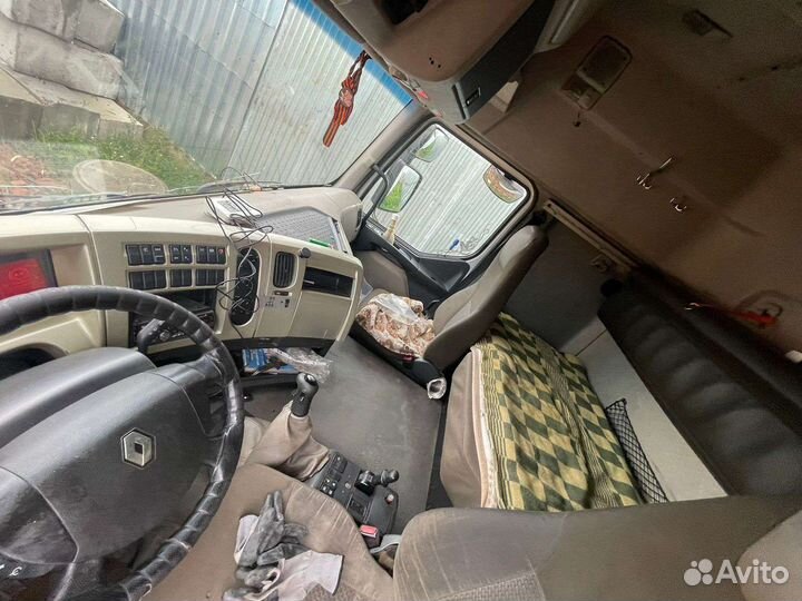 Renault Premium с прицепом, 2011