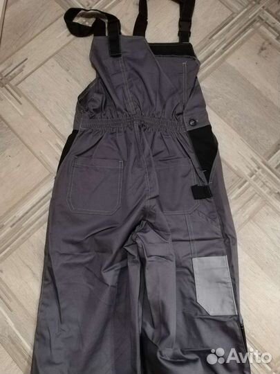 Новые, серого цвета. Пишите