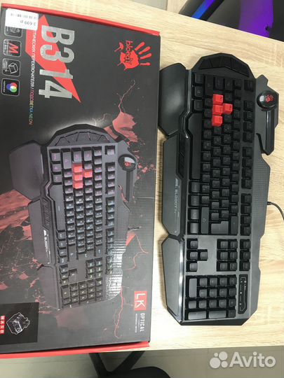 П57. Игровая клавиатура Blody B314