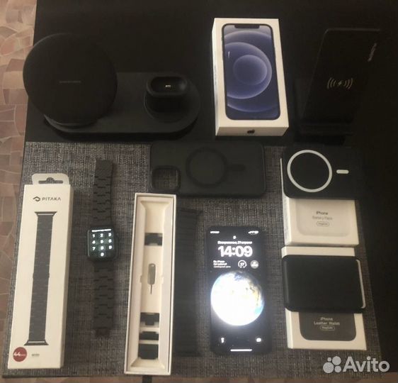 iPhone 12, 64 ГБ